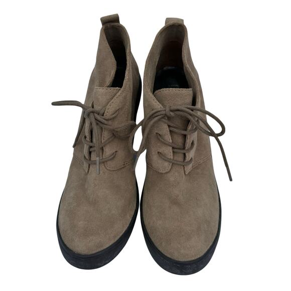 DKNY Donna Karan Bedford Tan Suede Almond Toe Lace Up Ankle Wedge Booties 9/40 - Picture 6 of 9